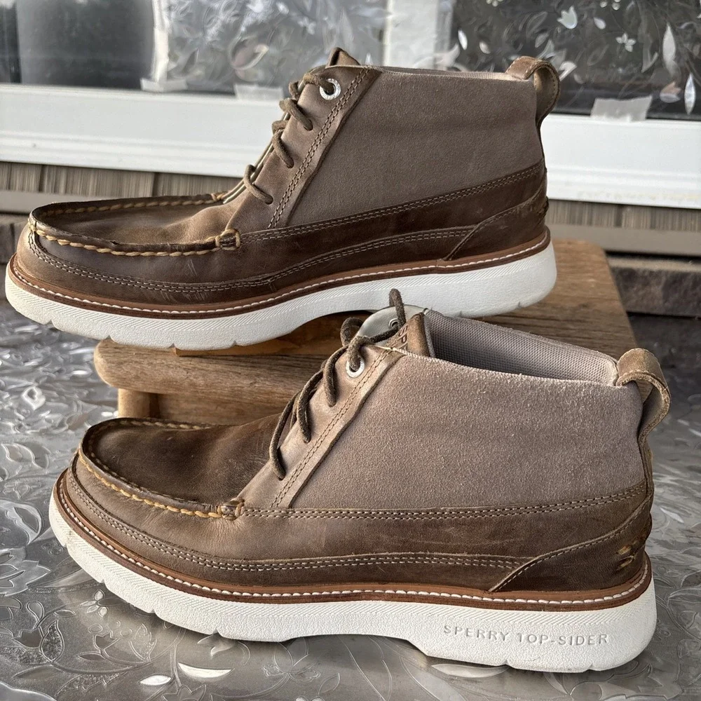 Sperry Men's 10 Authentic Brown/ Taupe Chukka Boots Push Wave Leather Inserts